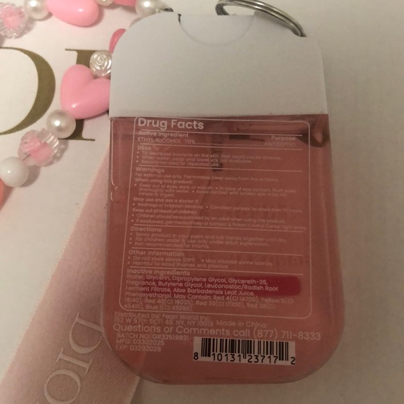 ❤️Dior Beauty Keychain❤️ - Picture 4 of 6